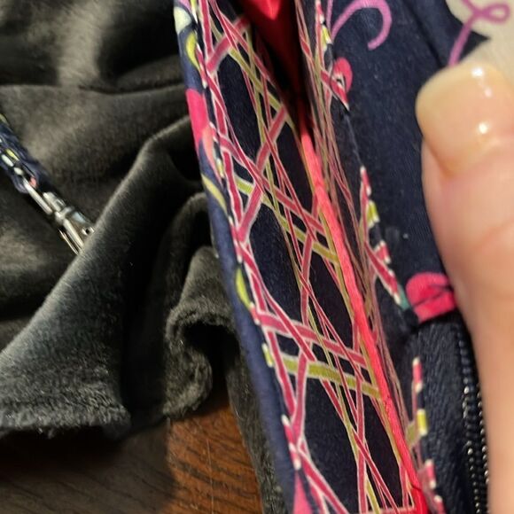 Vera Bradley Small Wallet - Picture 4 of 6